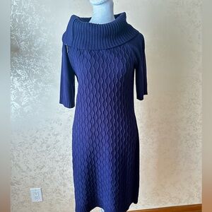 Elegant Navy Blue Knit Dress